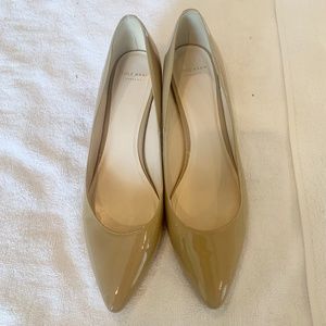Beige Nude Kitten Heels Patent Leather Pointed-Toe Cole Haan Grand OS